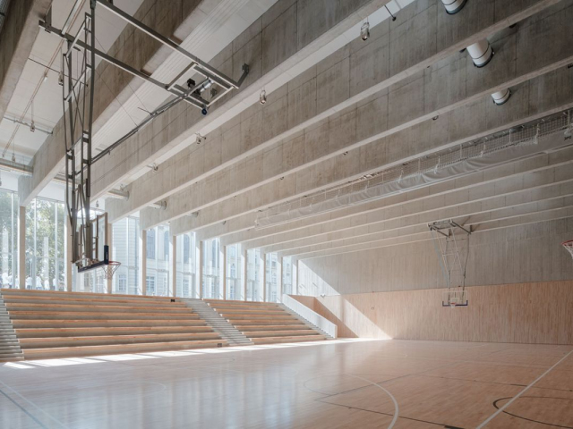 ETITION HALL)

Name: Szent Margit Gimnázium

Address: Budapest, Villanyi ut 5-7, 1114

Spectator Capacity: 200

Web page: https://teremberles.szmg.hu/berelheto-terem/szent-gellert-tornacsarnok


